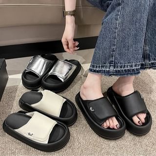 Slide Sandals Platform