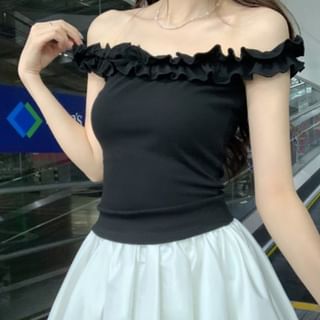 Frill Trim Off-Shoulder Cropped Plain Top