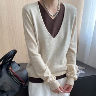 Two-Tone V-Neck Sweater with Mock Layered Design