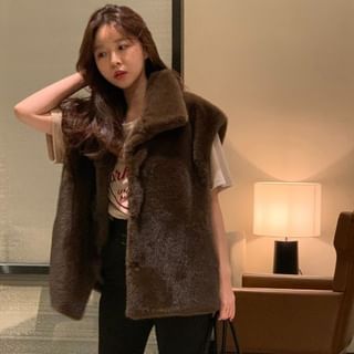 Faux Fur Collared Button-Up Vest