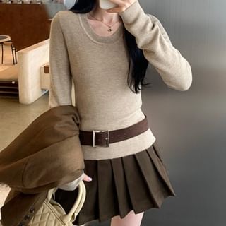Round Neck Long-Sleeve Knit Top