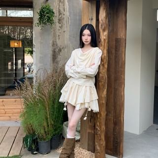 Black Mini A-Line Skirt & Long-Sleeve Top - Altfashion Shop