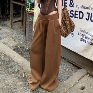 Mesh Panel V-Neck Bodysuit & Baggy Drawstring Pants
