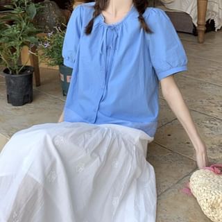 Short-Sleeve Ribbon Accent Plain Blouse / High Waist Maxi A-Line Skirt