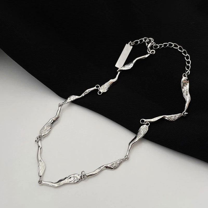 Collier en argent vintage