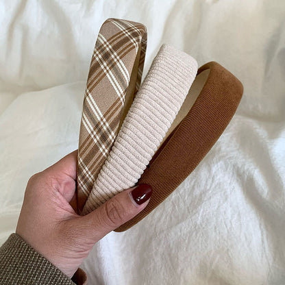 Süßes Beauty-Stirnband