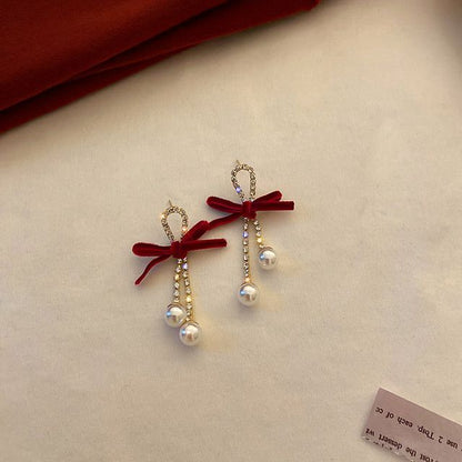 Petal / Faux Pearl / Alloy Earring (various designs)