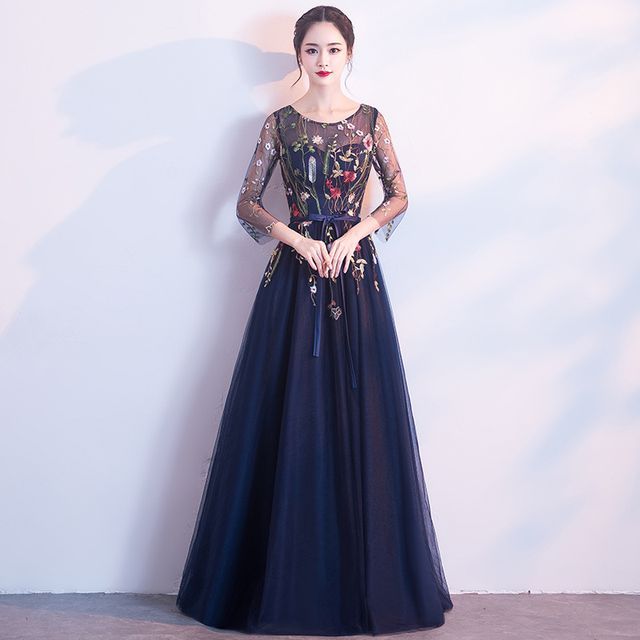3/4-Sleeve A-Line Floral Evening Embroidered Gown