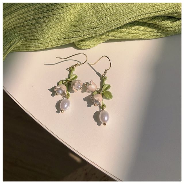 Faux Pearl Flower Stud Earring / Hook Earring / Necklace / Bracelet