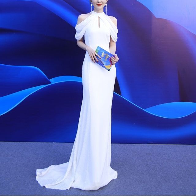 Evening Mermaid Shoulder Cold Gown