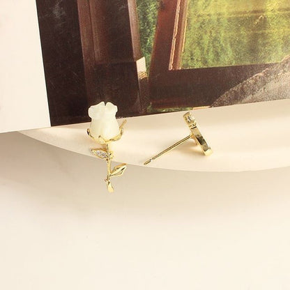 Flower Heart Shell Asymmetrical Alloy Earring