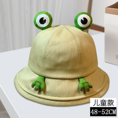 Frog Detail Bucket Hat