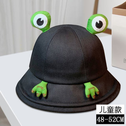 Frog Detail Bucket Hat