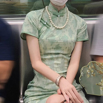 Short-Sleeve Floral Qipao