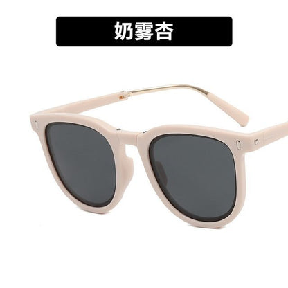 Retro Foldable Sunglasses / Sunglass Case