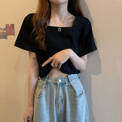 Short-Sleeve Square Neck Plain Cropped Blouse