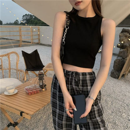 Round Neck Plain Crop Tank Top