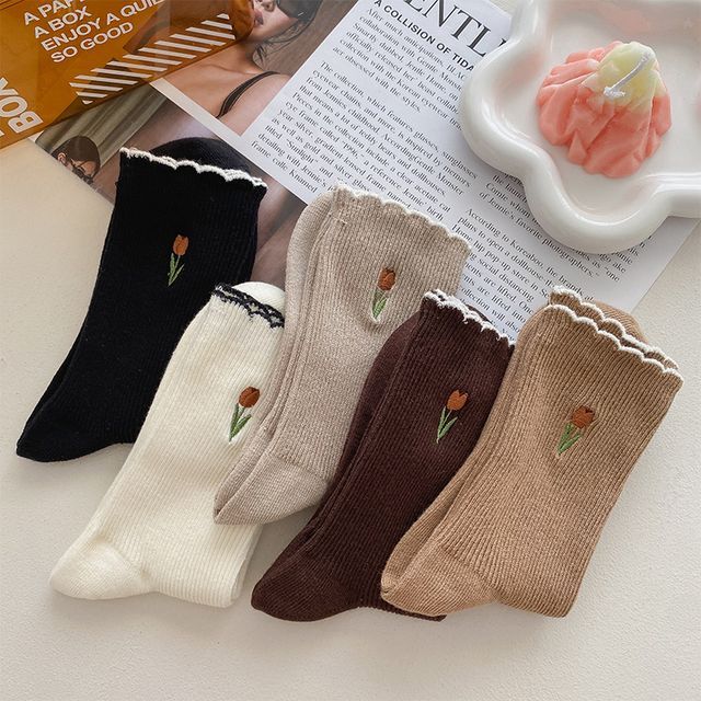 Flower Embroidered Socks / Set