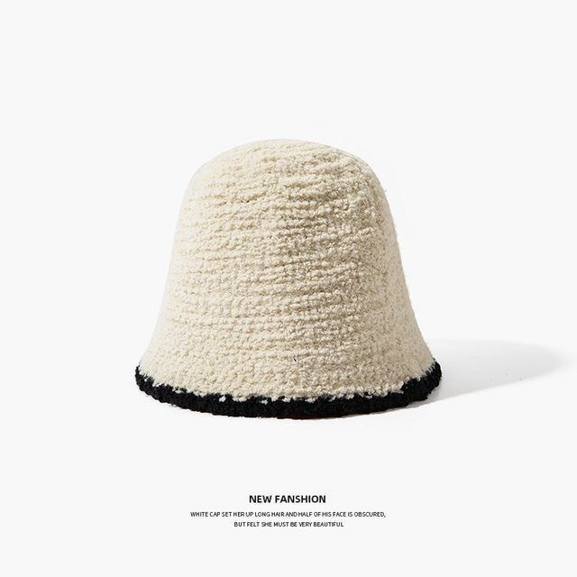 Contrast Trim Knit Bucket Hat