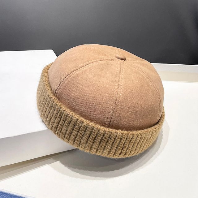 Plain Docker Hat
