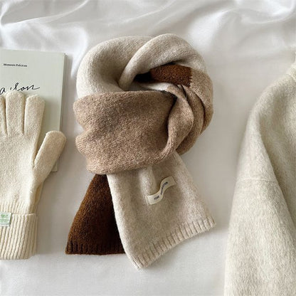 Knit Scarf Block Applique Color Lettering