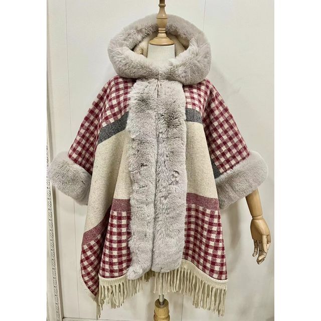 Faux Fur Trim Fringed Fleece-Lined Capelet