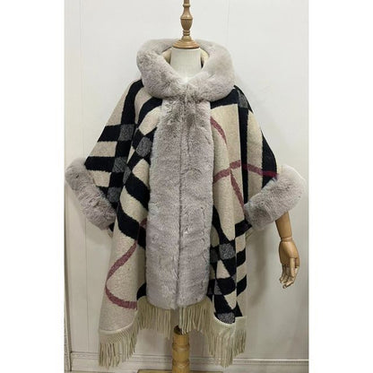 Faux Fur Trim Fringed Fleece-Lined Capelet