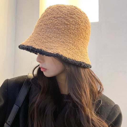 Contrast Trim Faux Shearling Bucket Hat