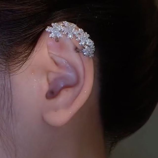 Rhinestone Cuff Ear Floral