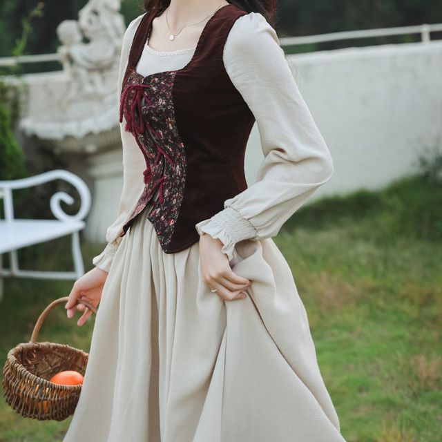 Sleeveless Square Neck Floral Top / Long-Sleeve Plain Midi A-Line Dress / Set