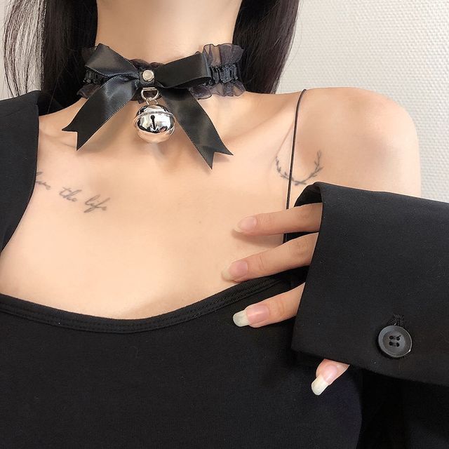 Bell Ribbon Choker