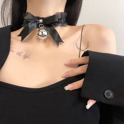 Bell Ribbon Choker