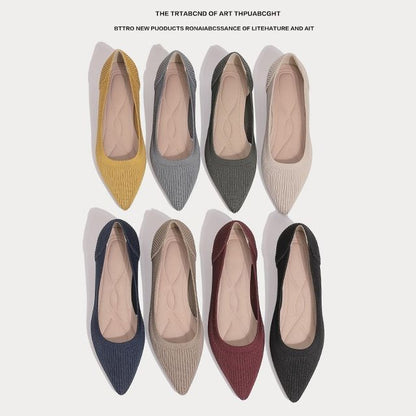 Low-Heel Pointed Knit Pumps