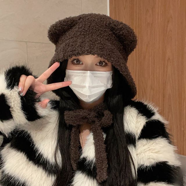 Ear Fleece Bucket Hat