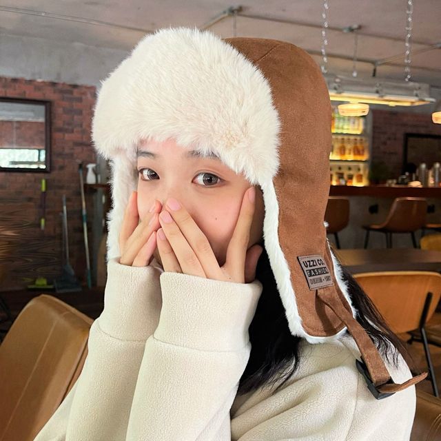 Fleece-Lined Trapper Hat