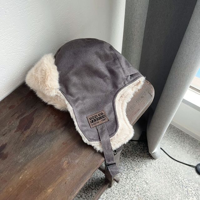 Fleece-Lined Trapper Hat