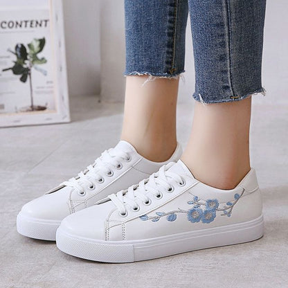 Floral Embroidered Lace-Up Sneakers