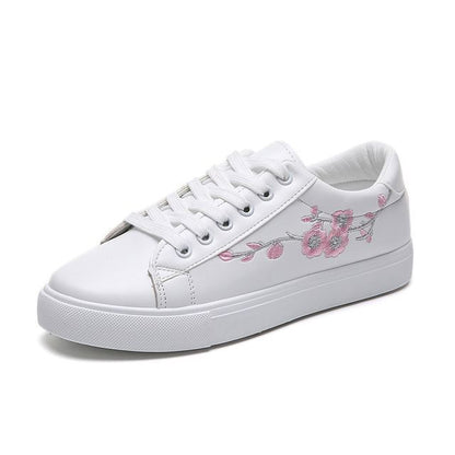 Floral Embroidered Lace-Up Sneakers