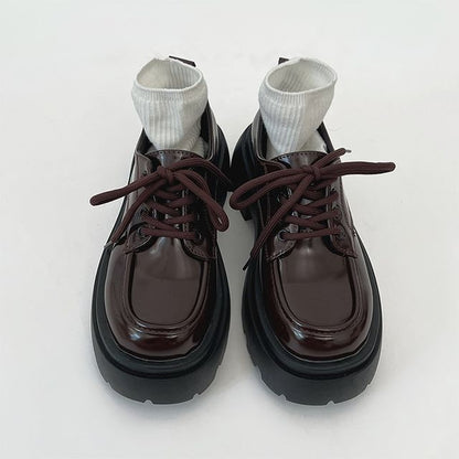 Patent Platform Lace-Up Shoes