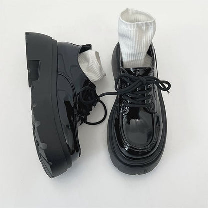 Patent Platform Lace-Up Shoes