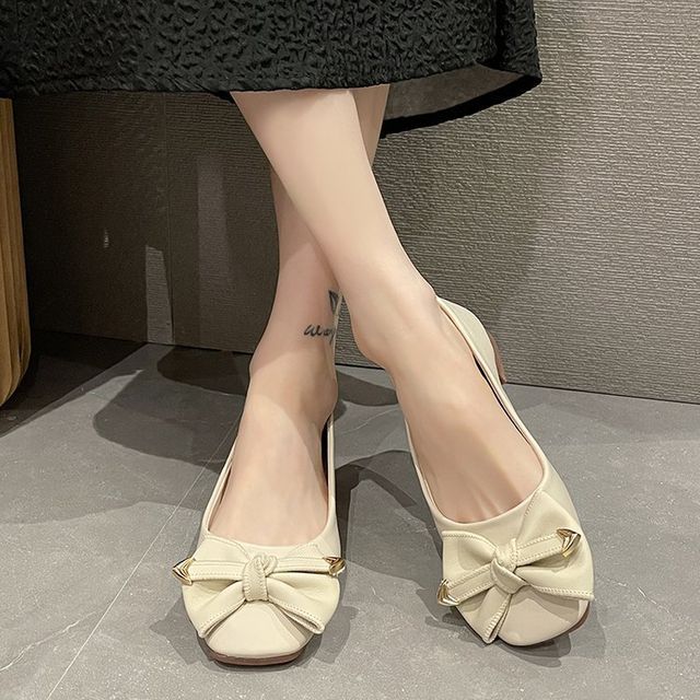 Bow Low Heel Pumps