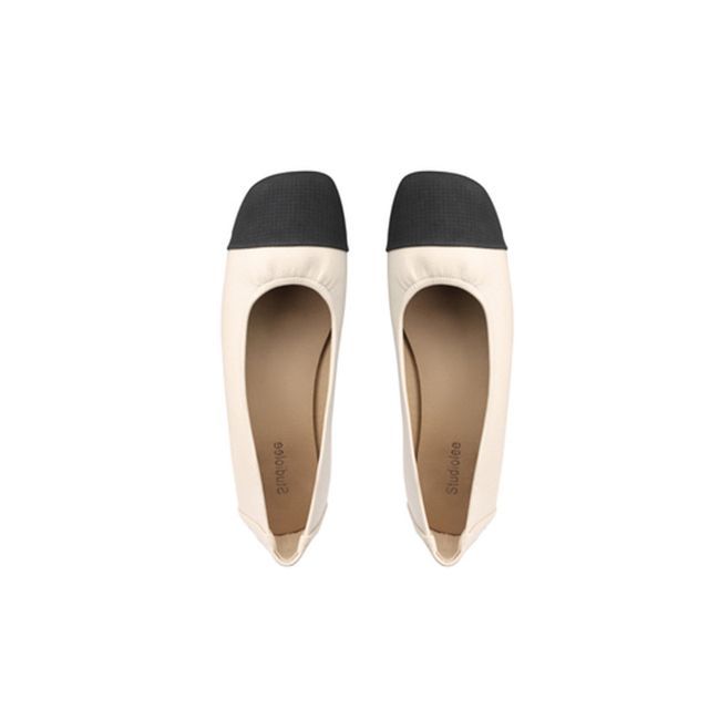 Square-Toe Two-Tone Flats