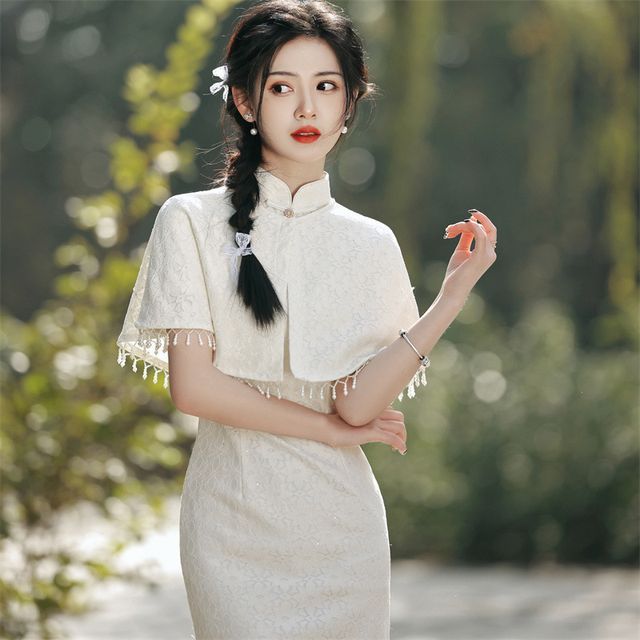 Set: Short-Sleeve Lace Panel Midi Qipao + Cape