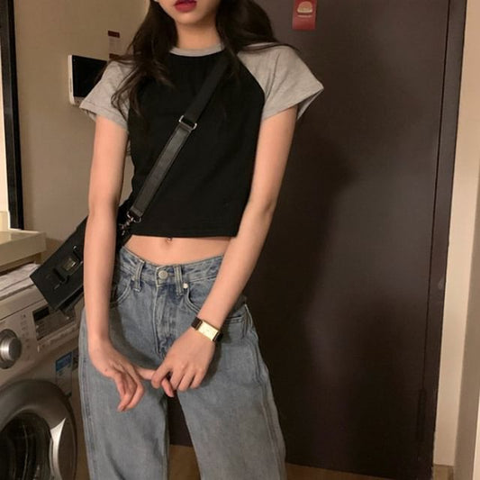 Short-Sleeve Round Neck Raglan Crop Tee