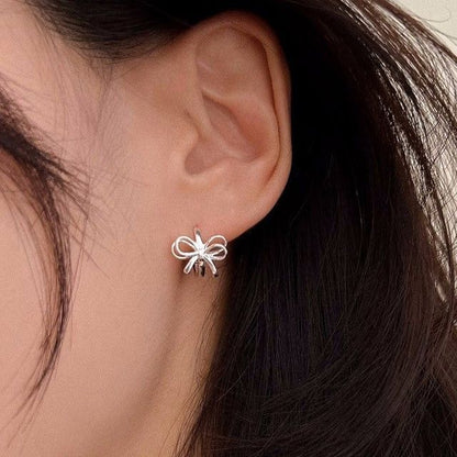 Bow Sterling Silver Earring