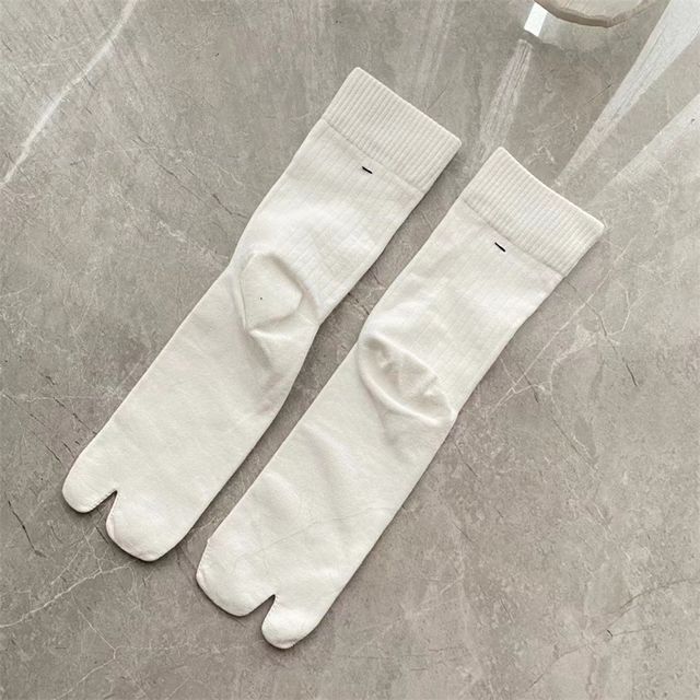 Plain Split-Toe Socks