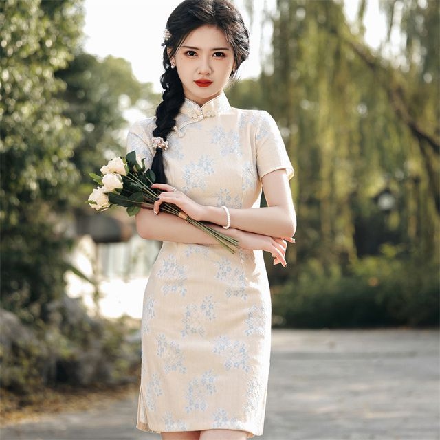 Short-Sleeve Floral Faux Pearl Mini Qipao
