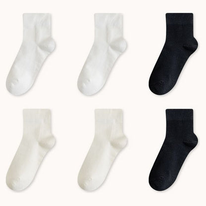 Set Of 6 Pairs: Plain Socks