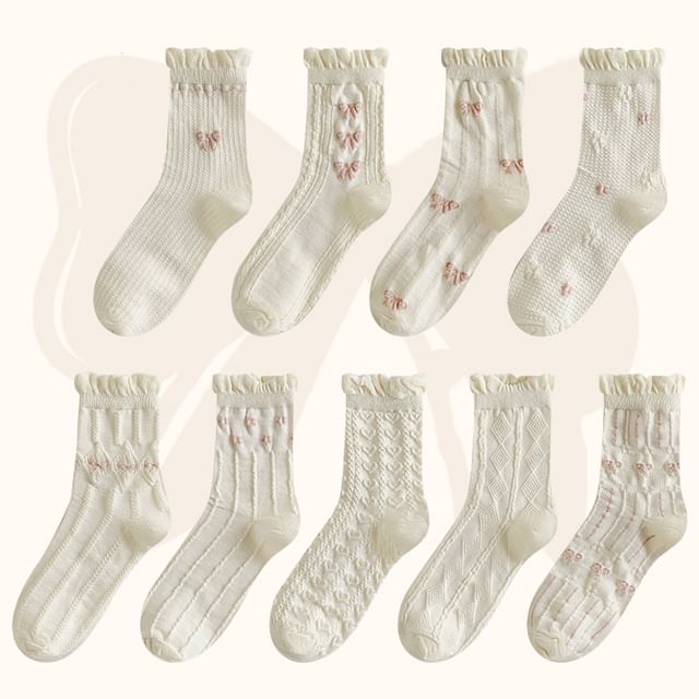 Set of 3 Pairs: Plain Ruffle Trim Socks