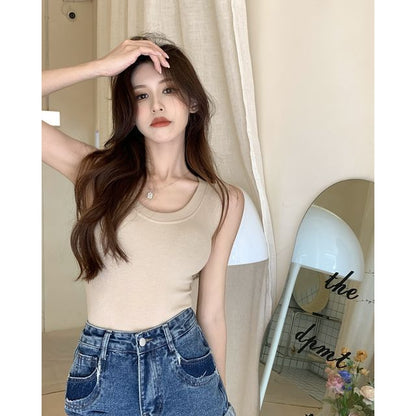 Scoop Neck Plain Tank Top